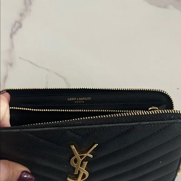 Yves Saint Laurent Black Quilted Wallet with Gold Logo - Picture 4 of 4